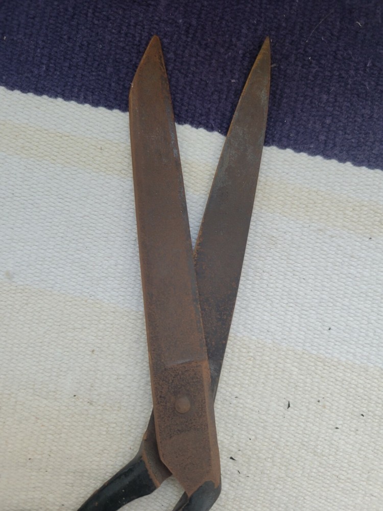 Vintage Shears 1 White 1 Black Boat Matched Shears