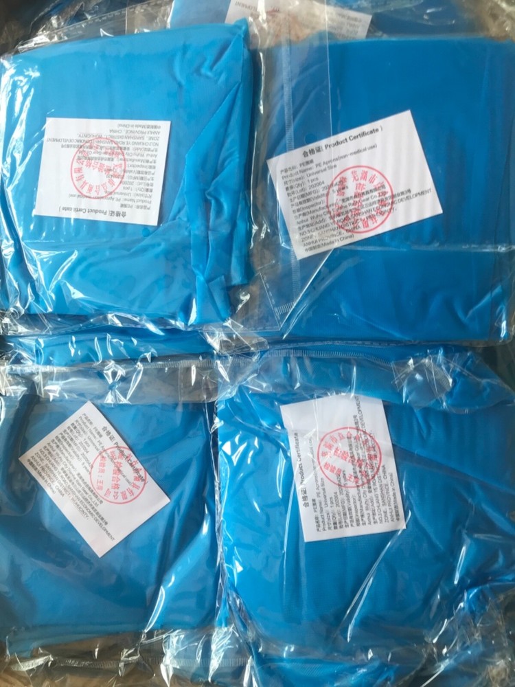 200 Count - Disposable Isolation Gown w/ Thumb Loop Fluid Resistant Polyethylene