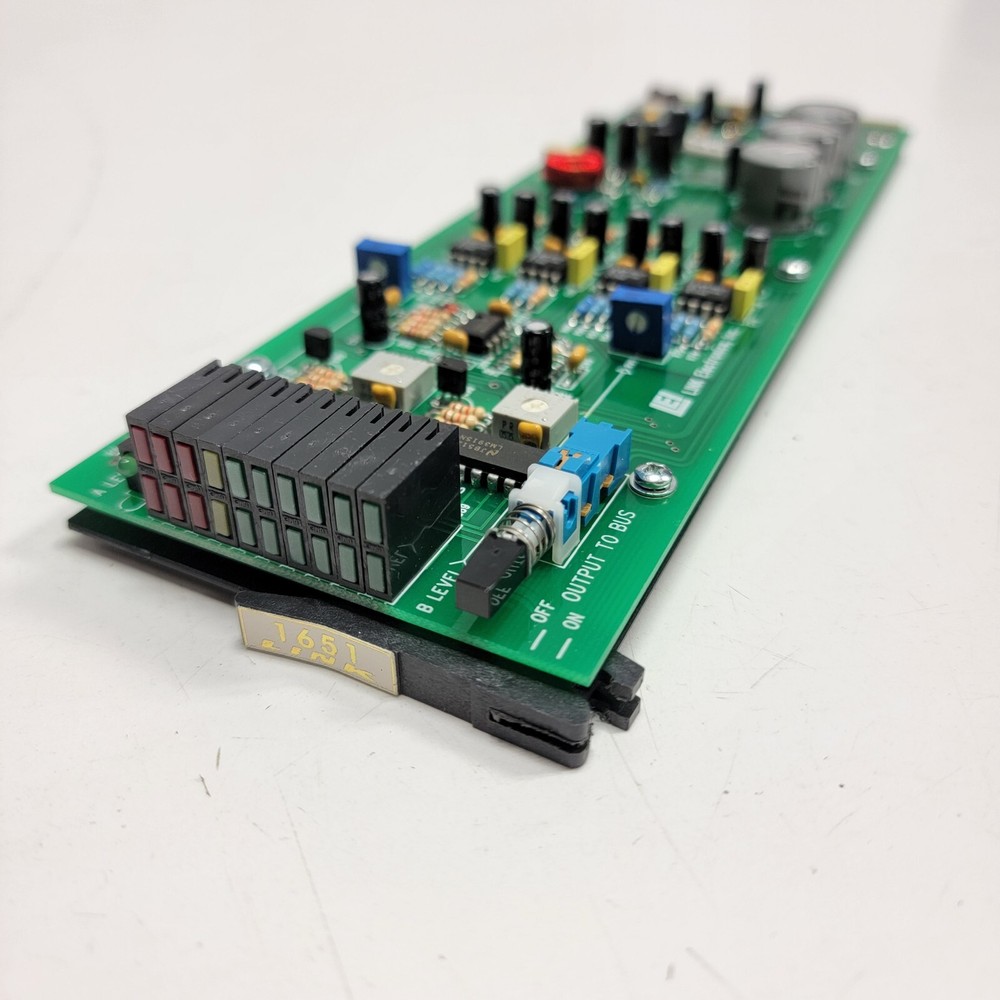 Link Electronics Digiflex Chassis Model 1651 Audio Distribution Amplifier Card