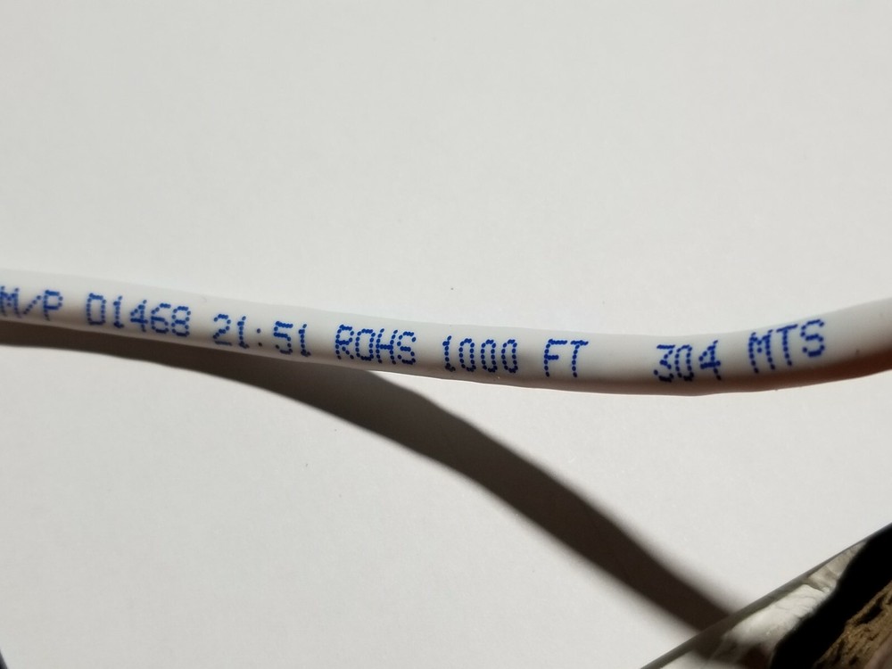 Belden 2412 23/4P Enhanced CAT6+ UTP DataTwist Network Cable Riser White /100ft