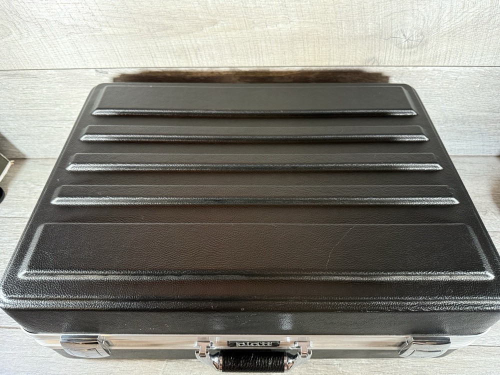 21” Heavy Duty Platt Travel Case With Inserts
