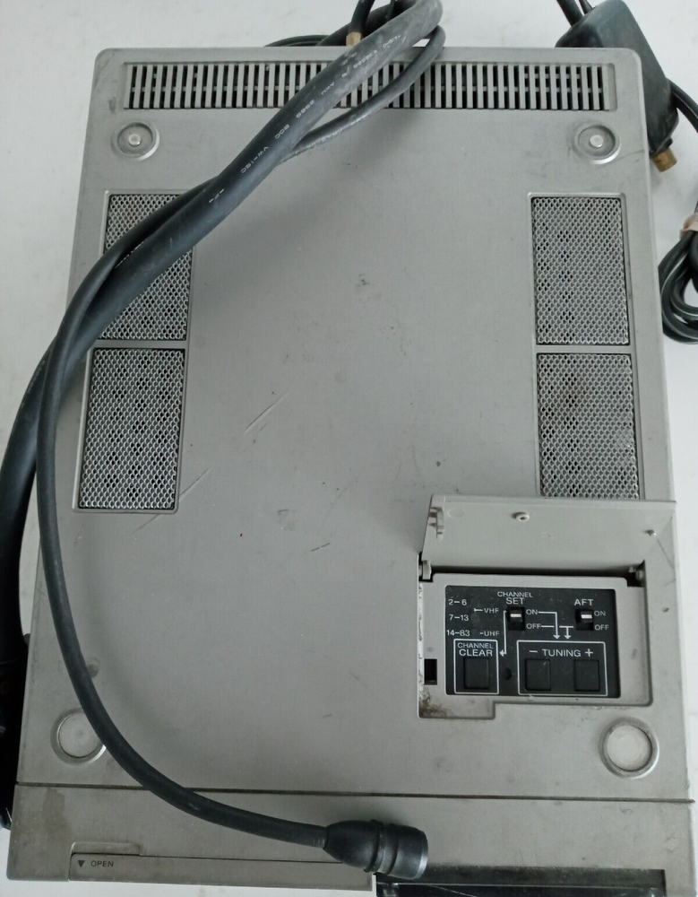 Vintage Programmable Betamax Portable Tuner Timer Unit Sony TT-2000 Untested