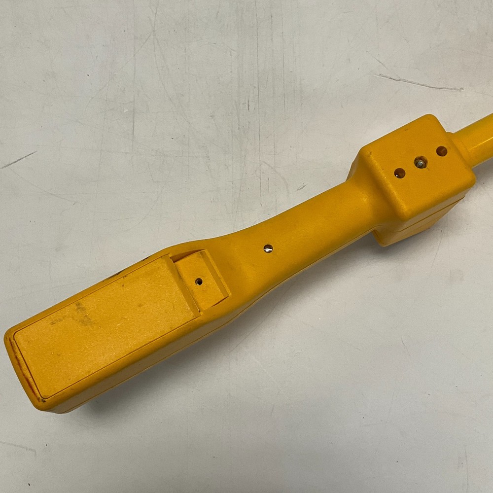 Bosch MT100 Magnetic Locator Yellow