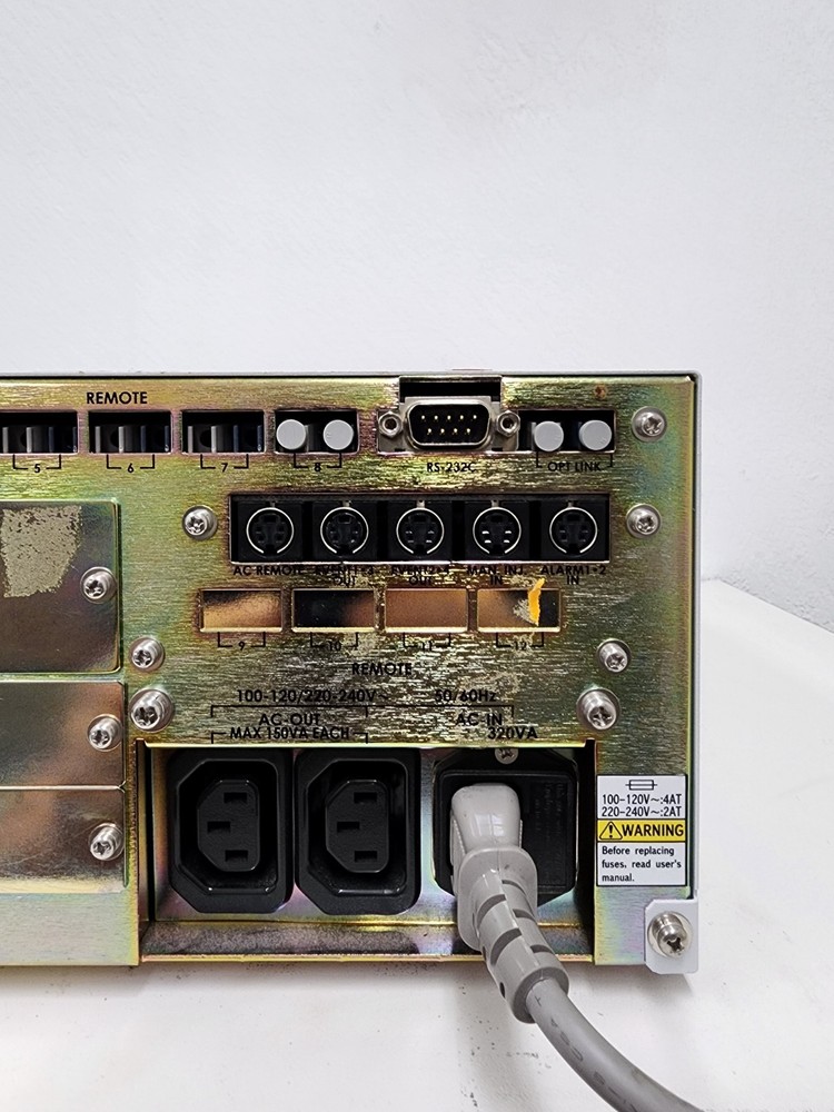 Shimadzu SCL-10AVP HPLC System Controller - Powers On 228-45051-32