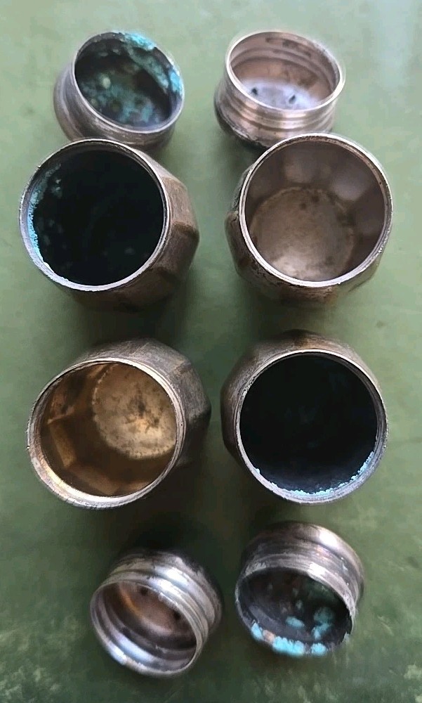 VTG Wm A Rogers 4 Mini Silver-plated Individual Shakers Set 2"