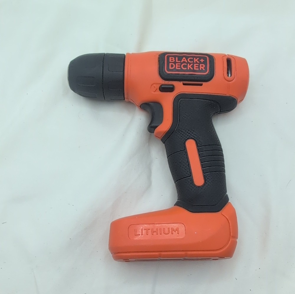 BLACK+DECKER BDCD8 8V Max Cordless Lithium Drill