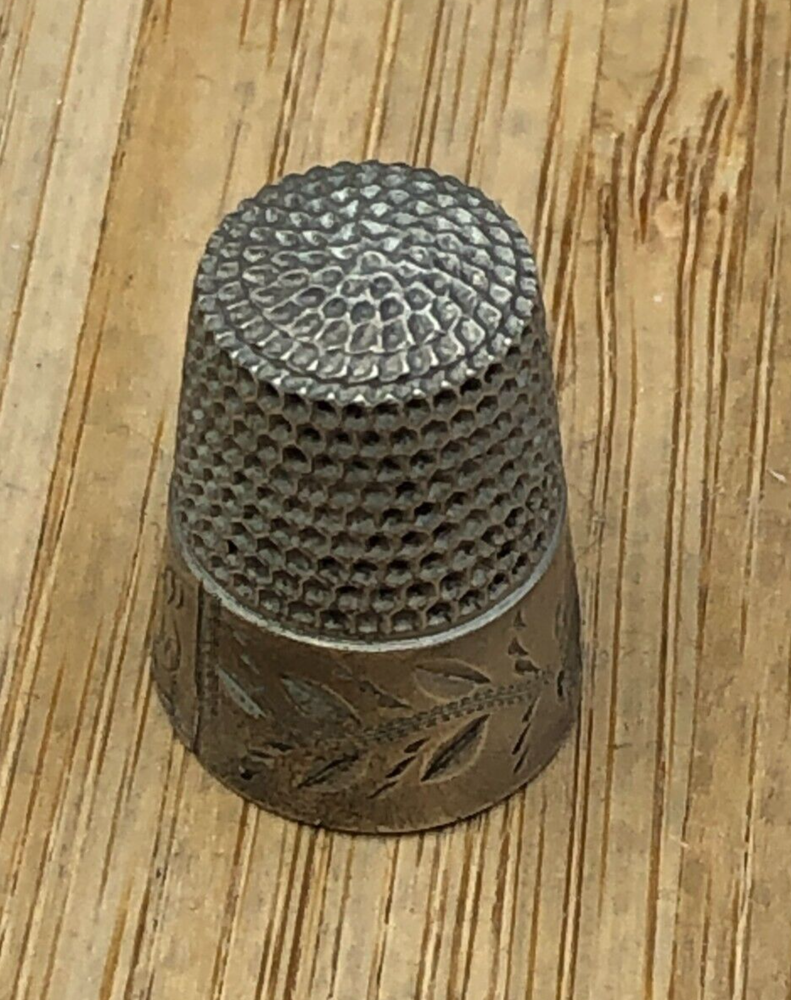 Vintage Sterling Silver Thimble, size 7, monogrammed