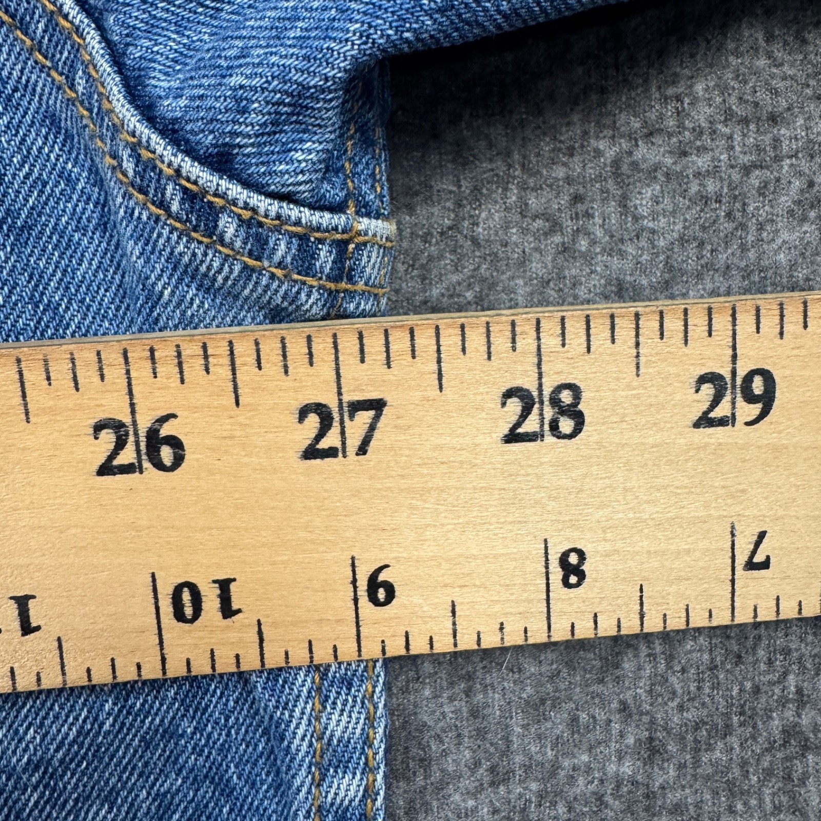 Vintage Lee Disney MGM Studios Mickey Mouse Denim Jacket Mens XL Embroidered