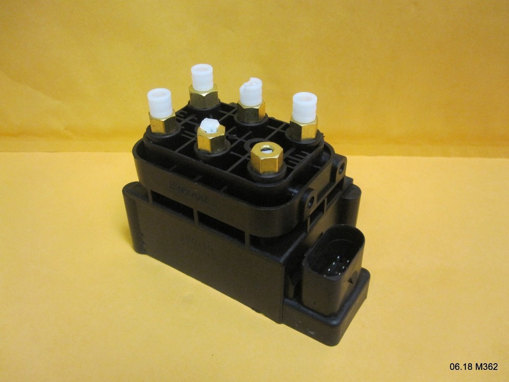 Six-Post Ignition Coil Pack 836090 02 180119