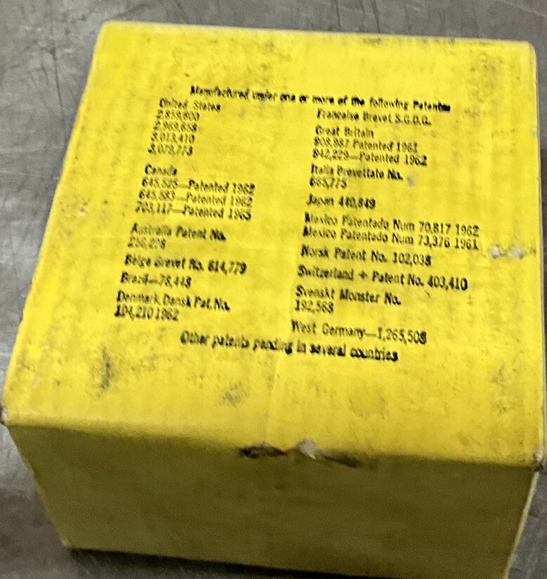 FALK 704610 FLEXIBLE COUPLING Nos Surplus