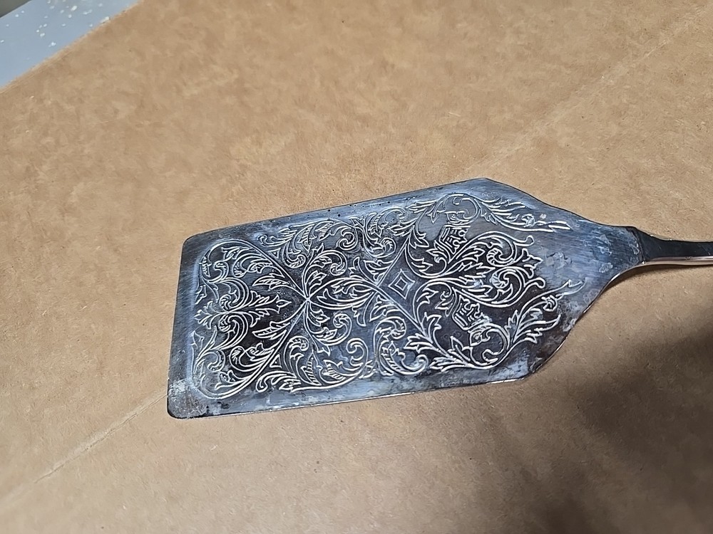 Vintage Engraved Rectangle Cake Slice Server