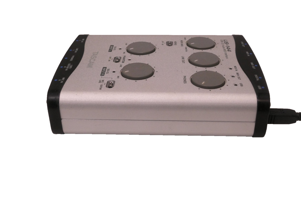 TASCAM US-144 USB 2.0 Audio Recording Midi Interface
