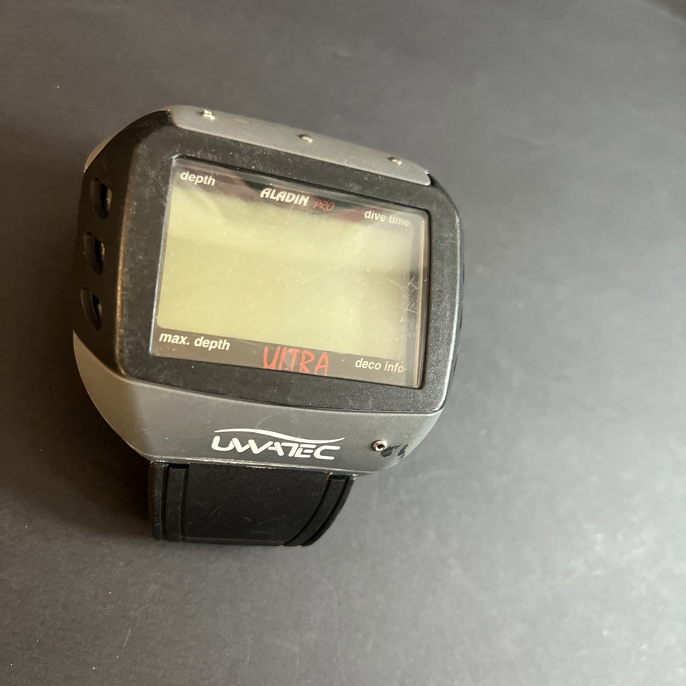 Uwatec Aladin Pro Ultra (Nitrox) DIVE COMPUTER BATTERY NEED REPLACEMENT