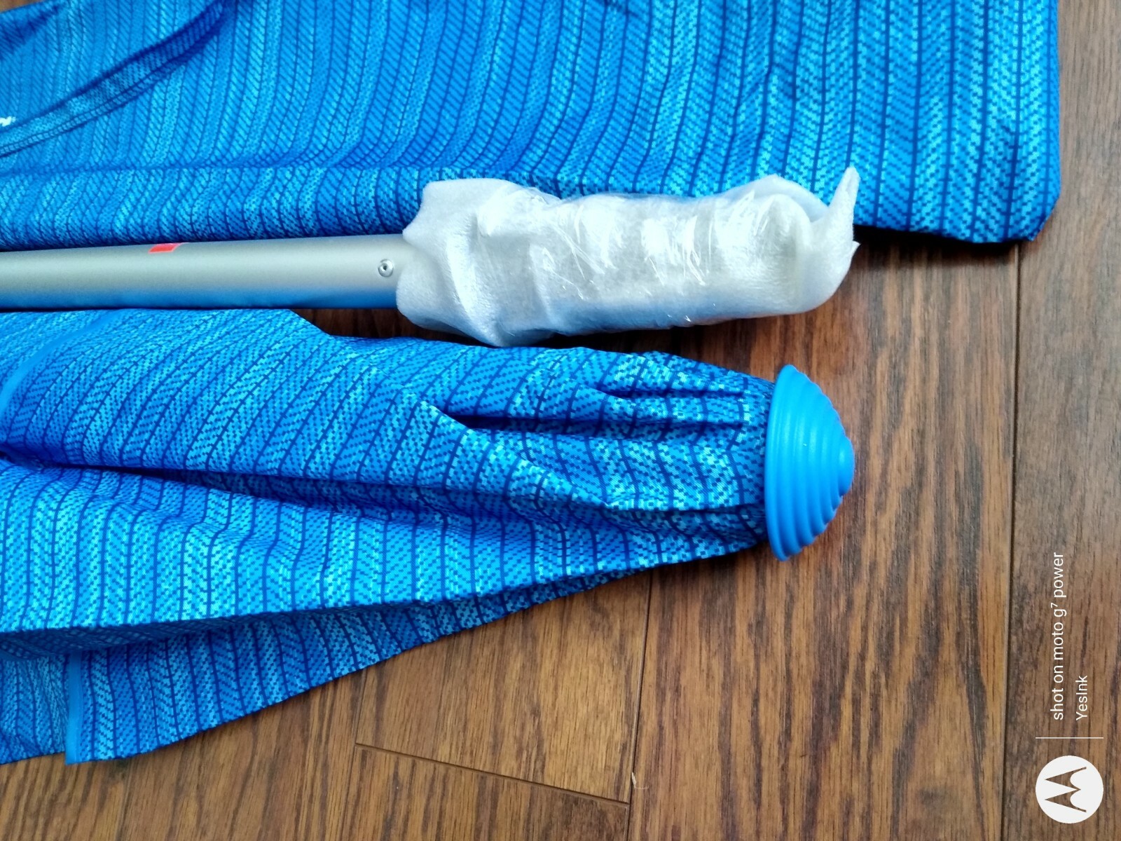 Tommy Bahama 8' Beach Umbrella w/ Tilt BLUE