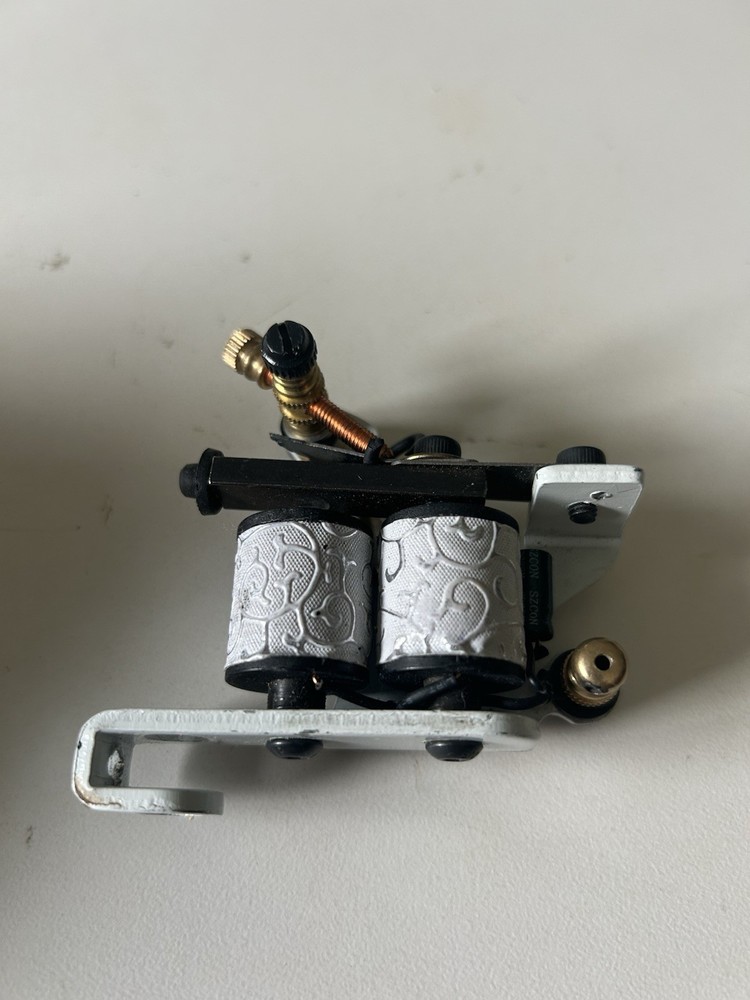 dragonhawk tattoo machine