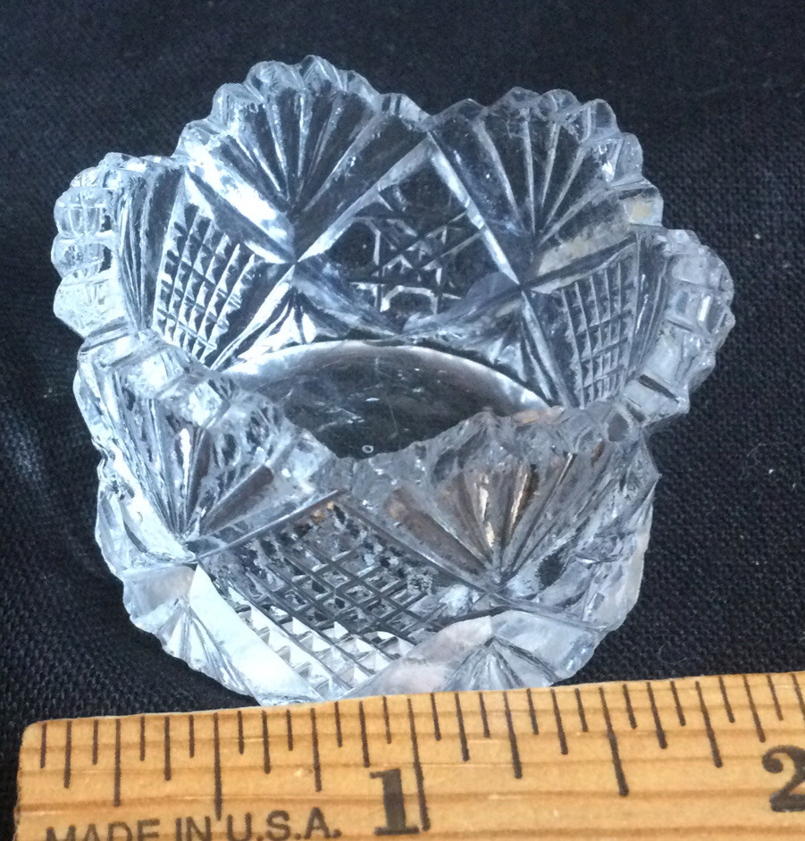 Small Round Clear Class Patterned Open Salt Cellar - 1 7/8" diameter