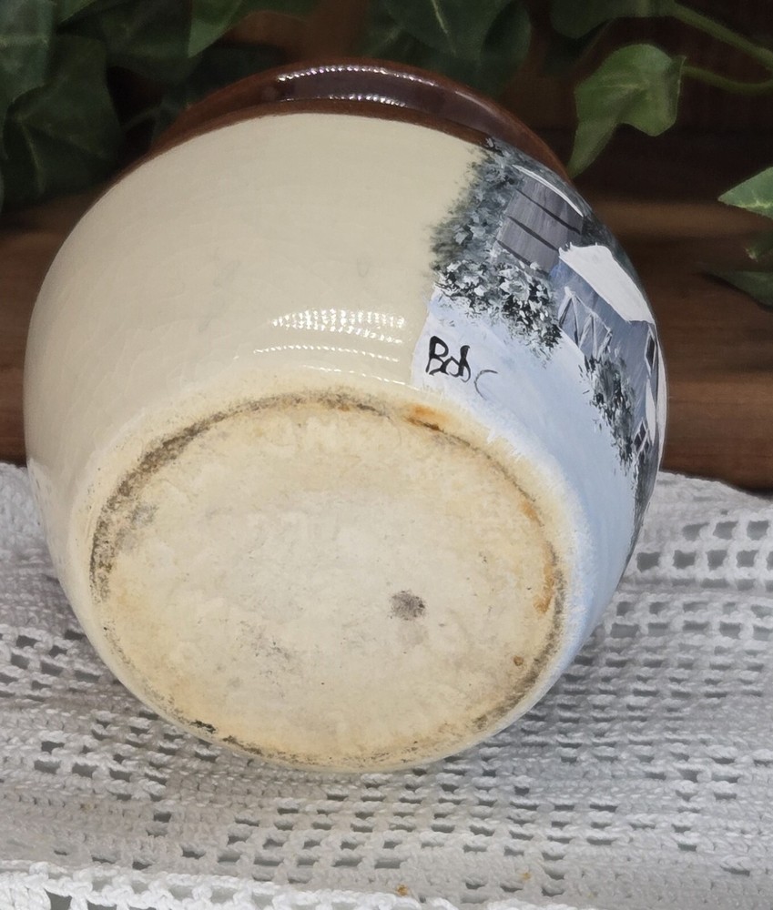 small ginger jar (25008) hand painted