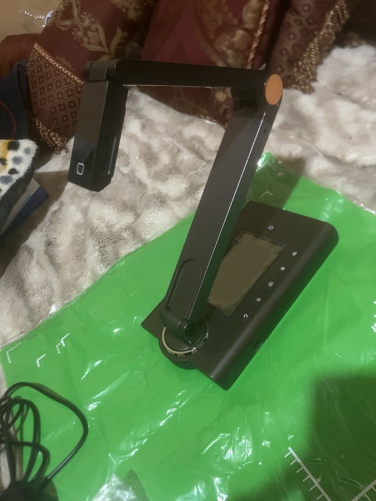 HoverCam Ultra 8 Document Camera Media Projector Digital Tv Display Touch Screen