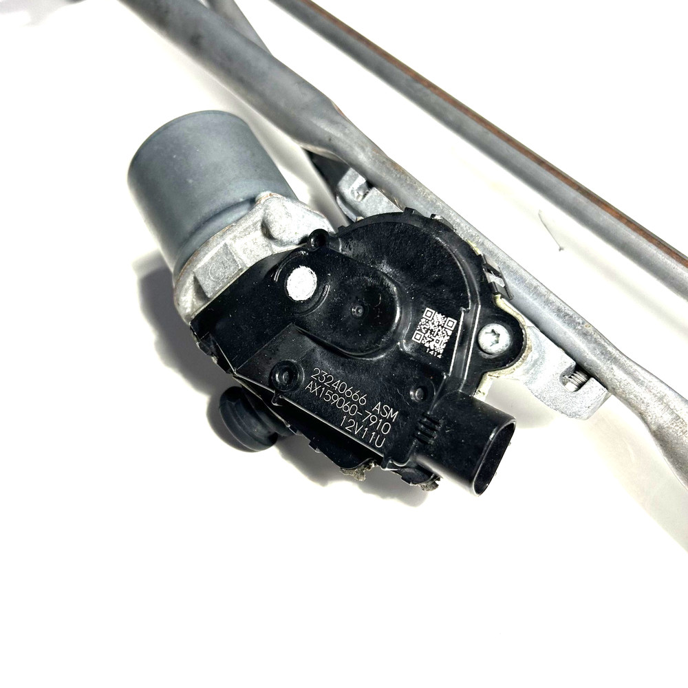 2005-2009 Ford Mustang Front Windshield Wiper Motor Arm Linkage Assembly