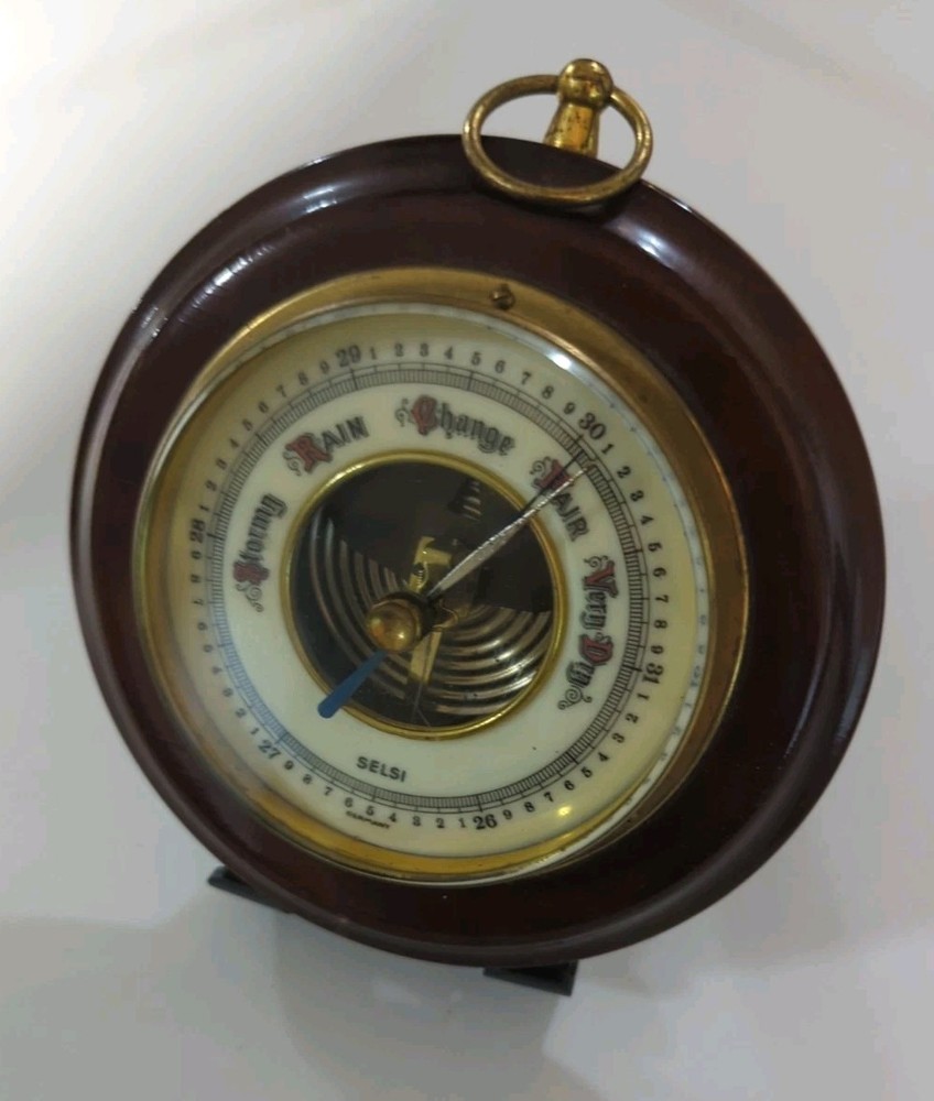 Retro Vintage Maritime Barometer