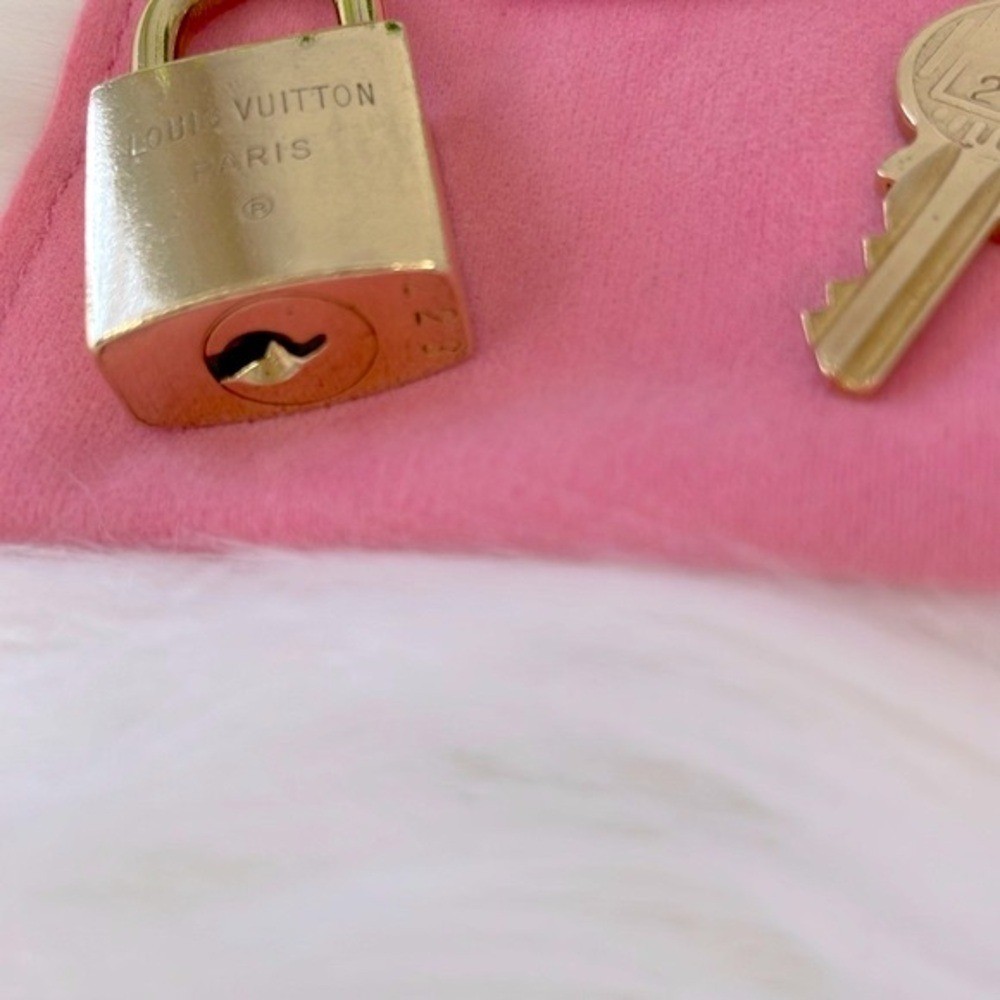 Louis Vuitton Padlock and Key #223