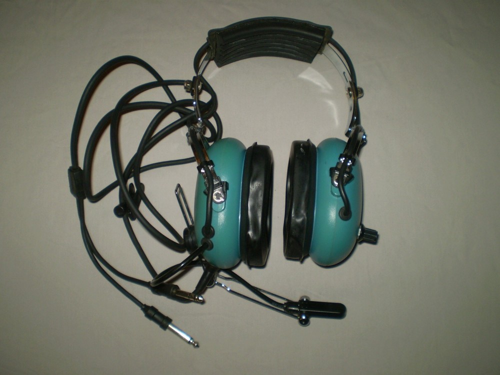 Sigtronics S-20 aviation headset