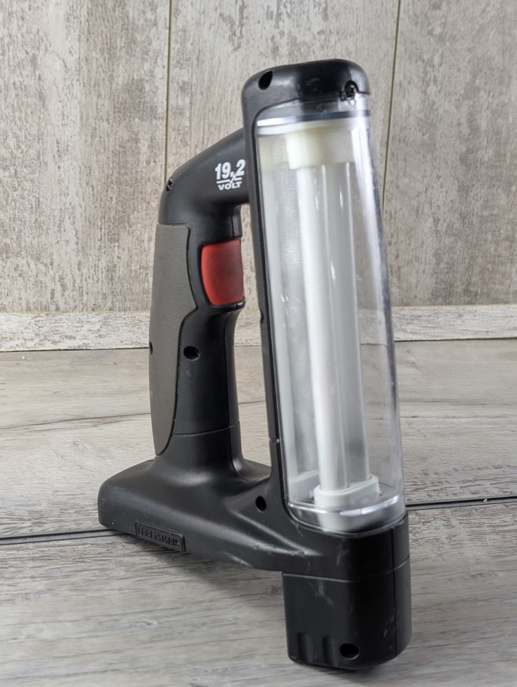 Craftsman C3 19.2v Volt Fluorescent Flashlight Worklight Tested NO BATTERY