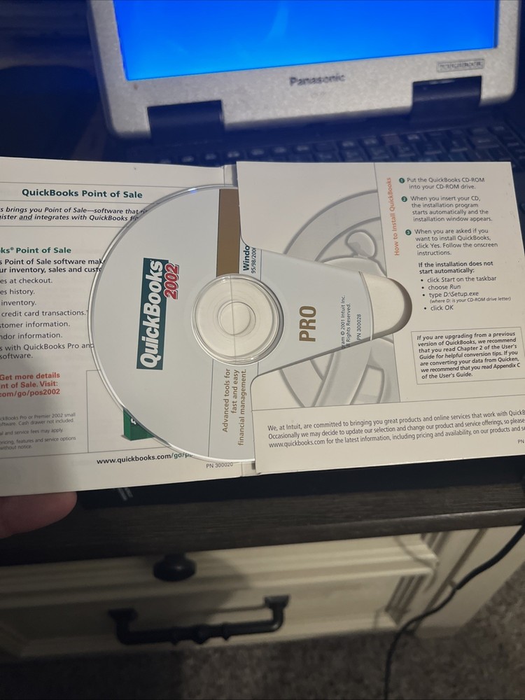 2002 QuickBooks Pro for Small Business Intuit Software with KEY / CODE