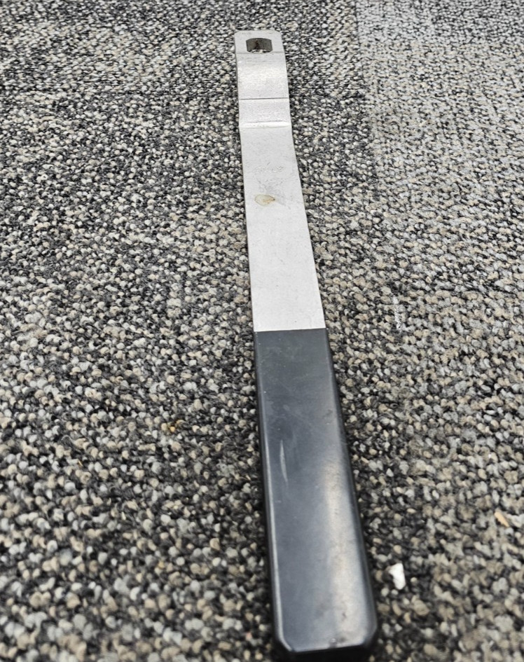 Valpress Long Handle Replacement 16" Silver/Black Rubber Grip For Valve