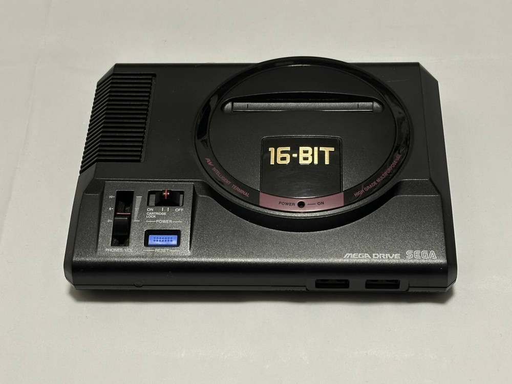 Sega Mega Drive Mini HAA-2520 Box Set