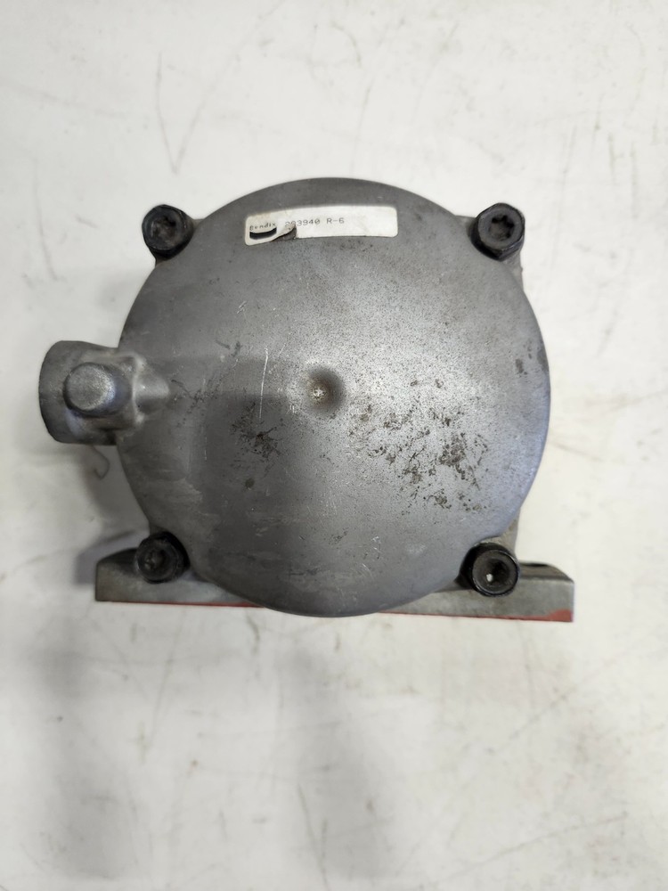 BENDIX 283940 R-6 RELAY VALVE