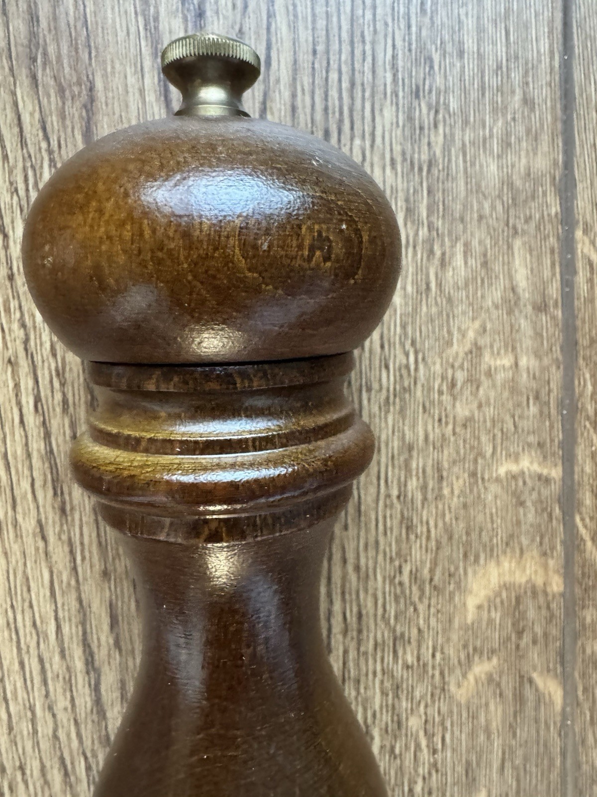 Peugeot Pepper Mill Grinder Made In France Wooden Chocolate Brown 9in