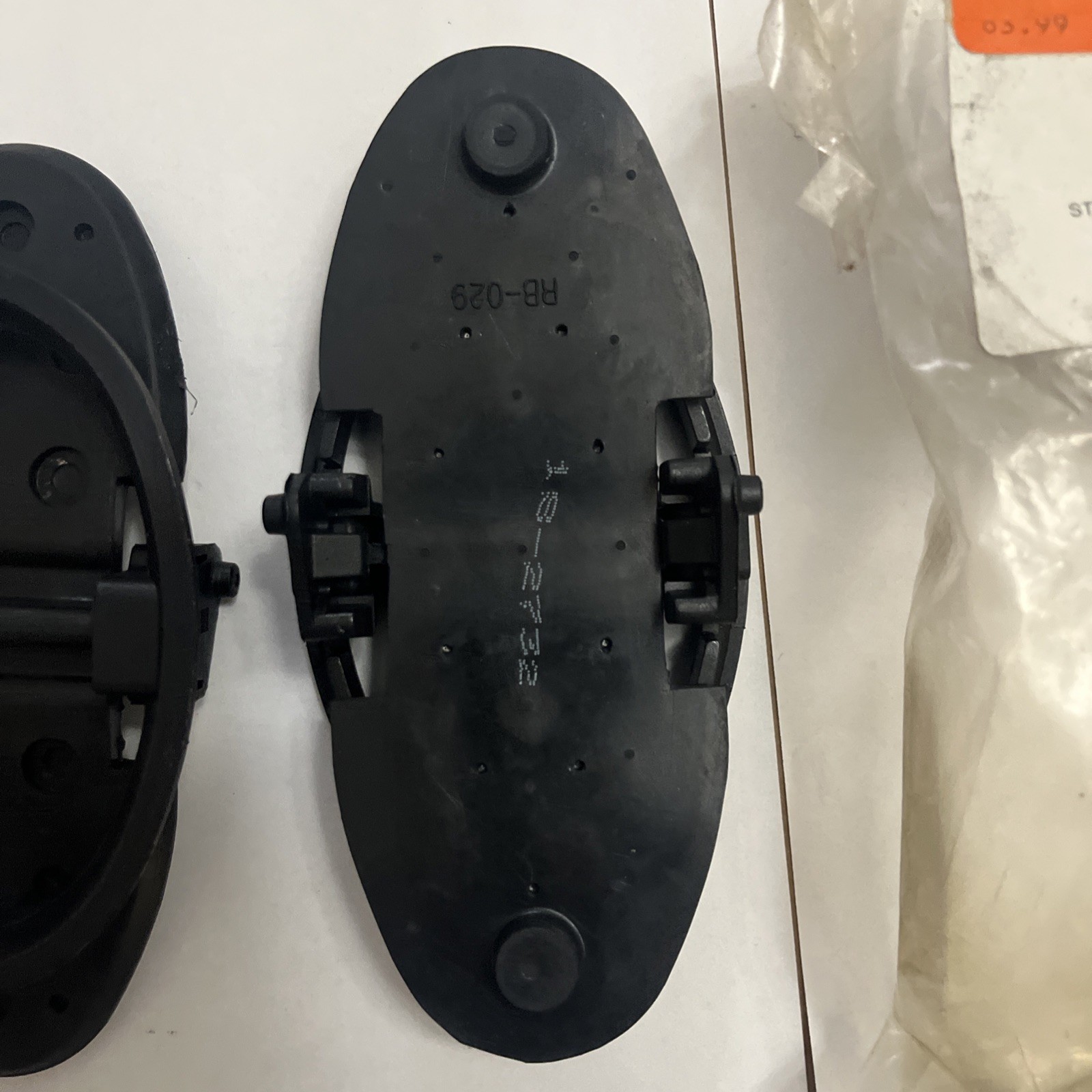 1982-1996 Exhaust Flappers Water Shutters Sierra 18-2732-9 Pair 807166A3 BIN