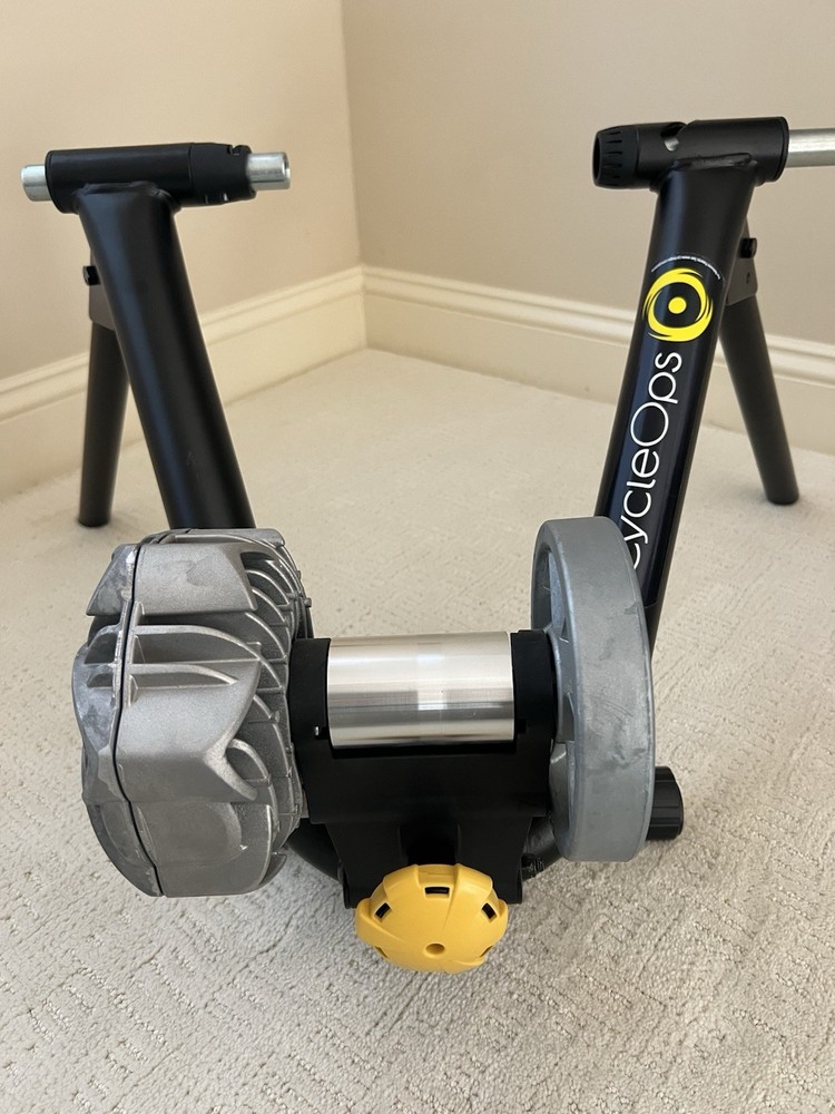 CycleOps Fluid2 Indoor Trainer