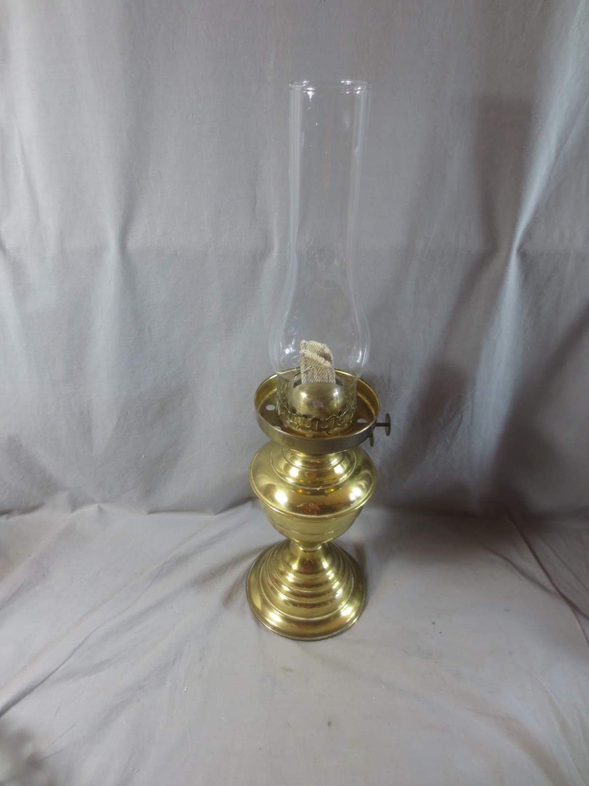Antique Vintage Made In England Brass Oil Lamp & Chimney Shepards Hut Farmhouse