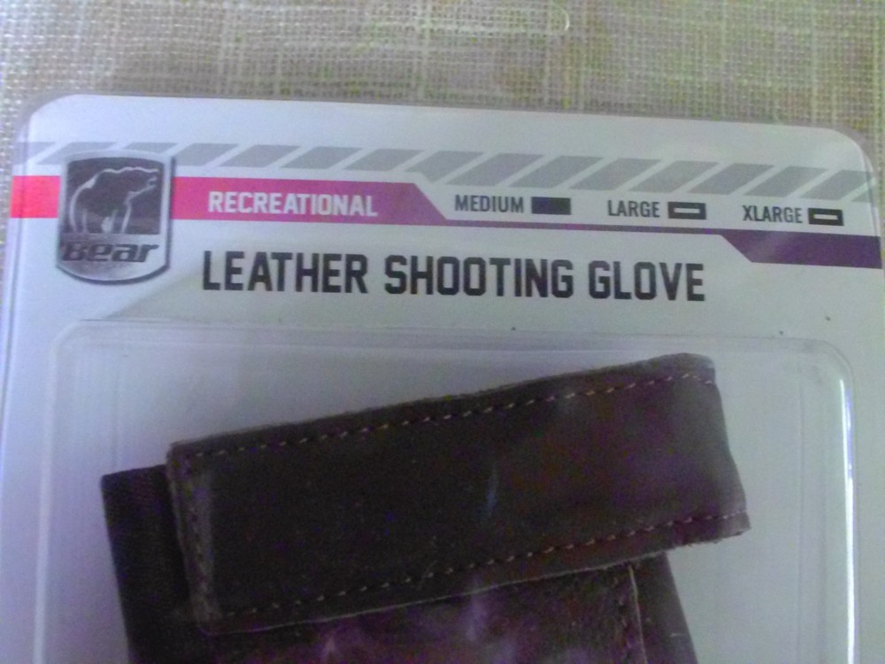 Bear Archery Leather Shooting Glove SIZE MEDIUM