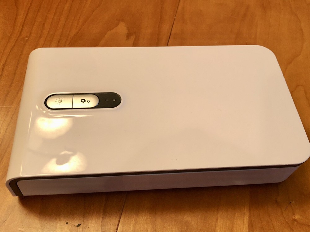 Multi-Function Mobile Phone UV Sterilizer w/ Aromatherapy Diffuser….. Open Box