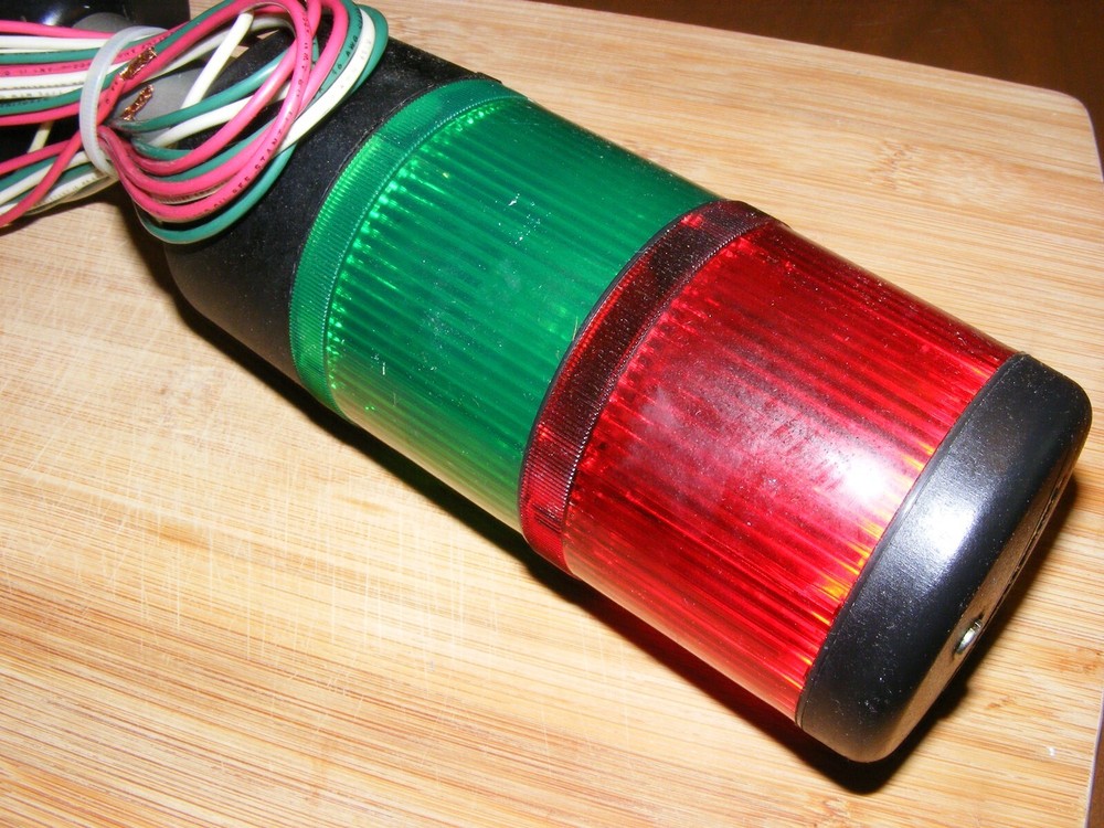 Telemecanique Stack Light Green Red (a37)