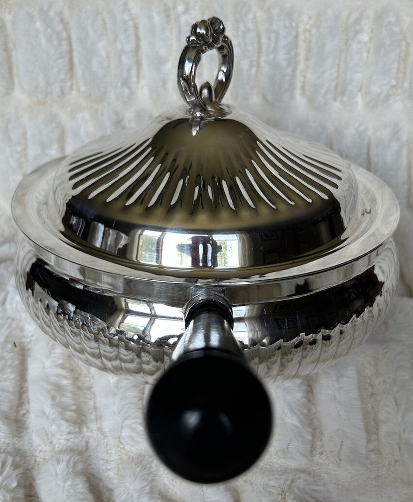 Crosby Handled Silver-plated Casserole Dish With Lid & Pyrex Casserole Dish Vtg
