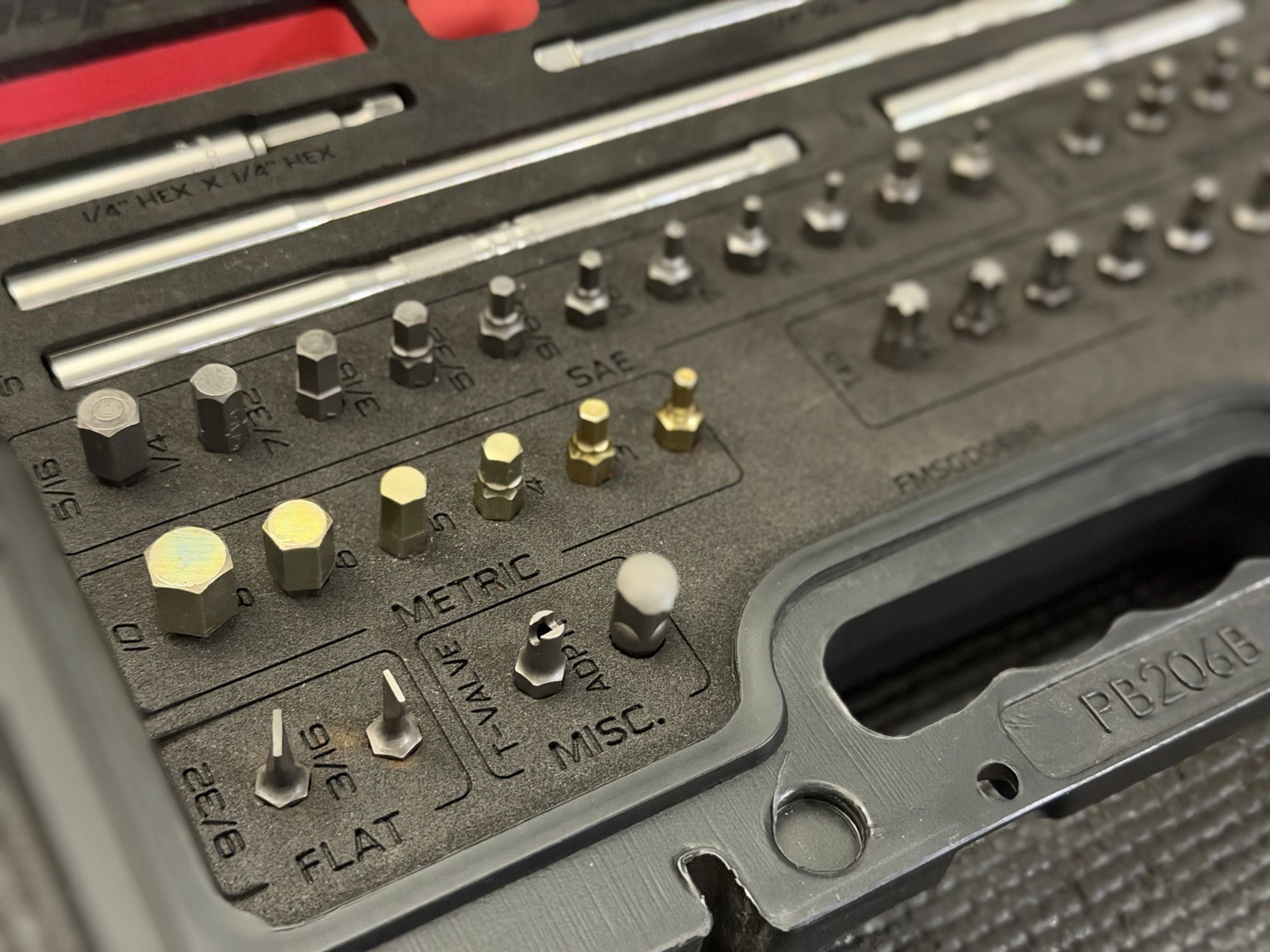 Snap-on 44 Piece Ratcheting Screwdriver Master Set RED Foam USA🇺🇸- SGDMRC44FR