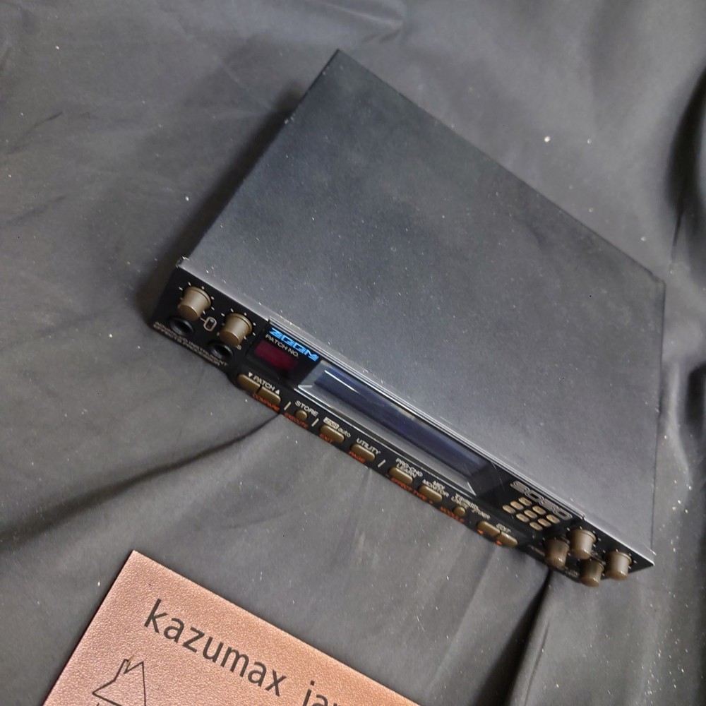 ZOOM 9050 Advanced Instrument Effects Processor Rackmount Multi-Effects