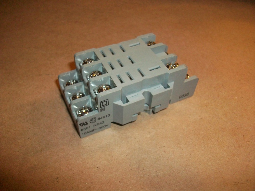 Square D Relay Socket Base  8501 NR43