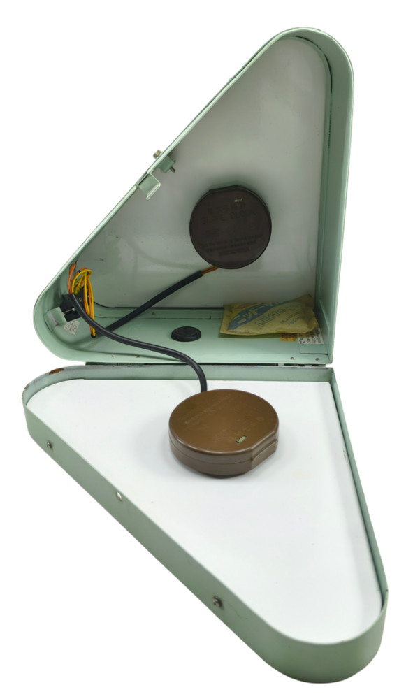 MC-018 Seikosha MC-271 Both Side Dialer Slave Clock Triangular Secondary Vintage