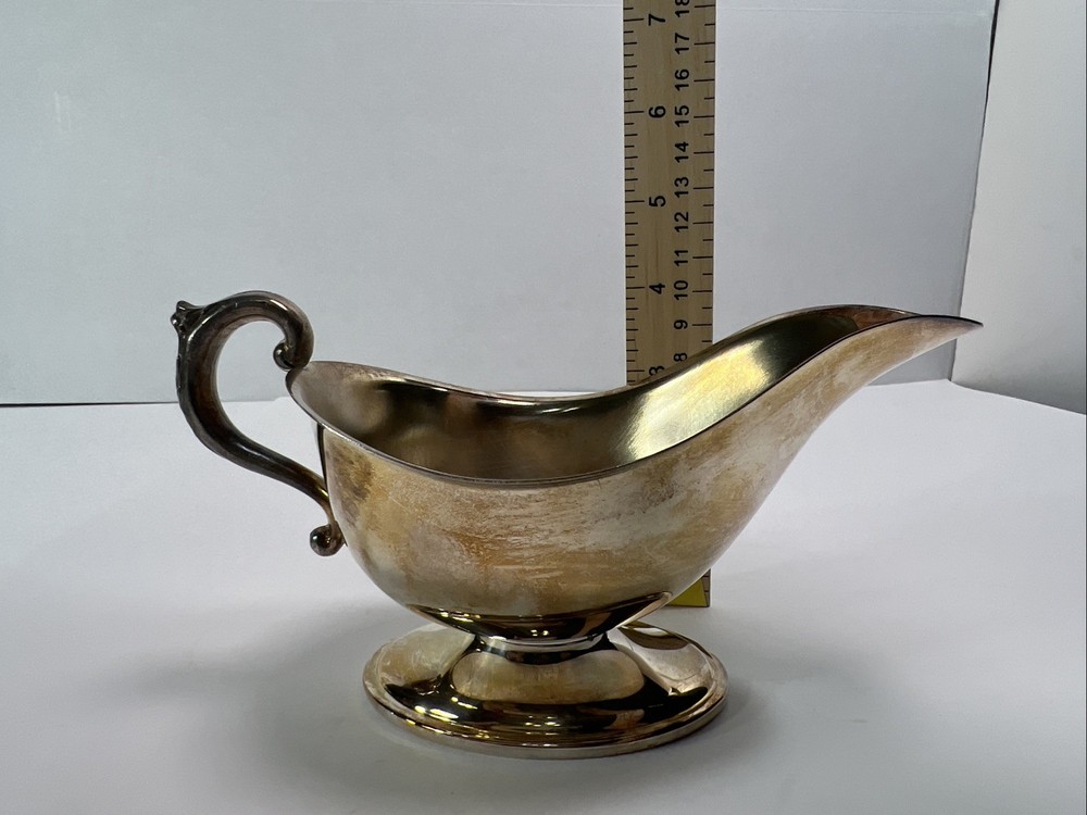 Vintage KENT Silversmiths Silverplate Gravy Boat With Underplate Tray