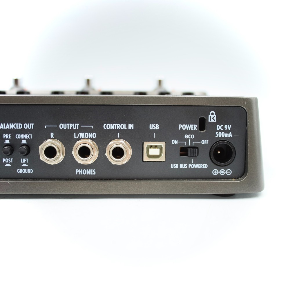 ZOOM G3 Guitar Effects and Amp Simulator With Power Supply Multi Effect 059557