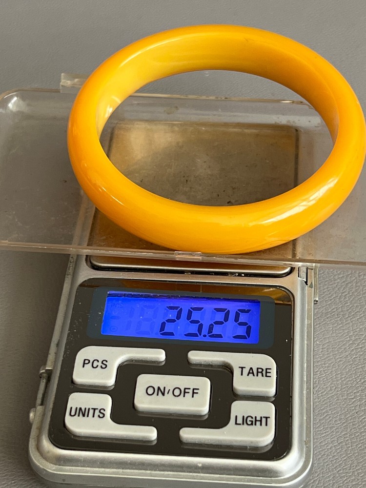 Vintage Yellow Bakelite Bangle 25gr. Tested