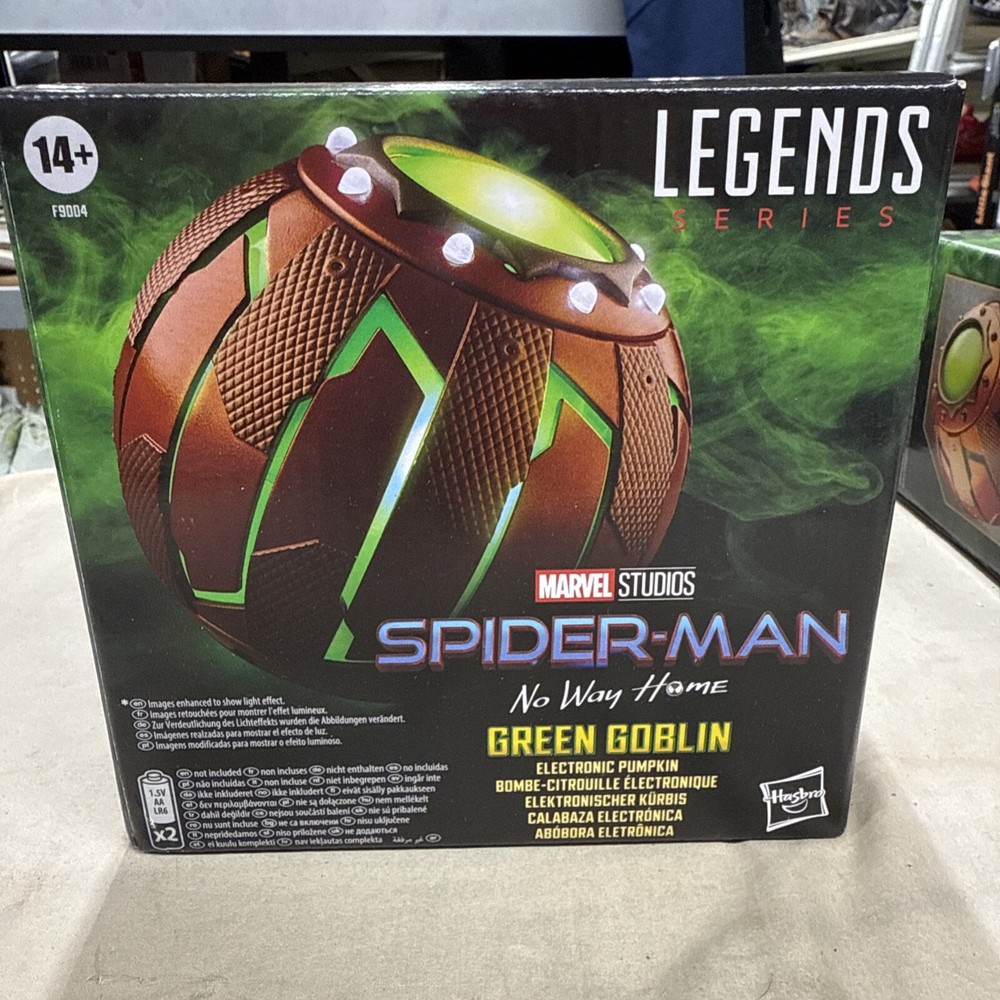 Marvel Legends Gear Prop Replica - Green Goblin Electronic Pumpkin IN STOCK