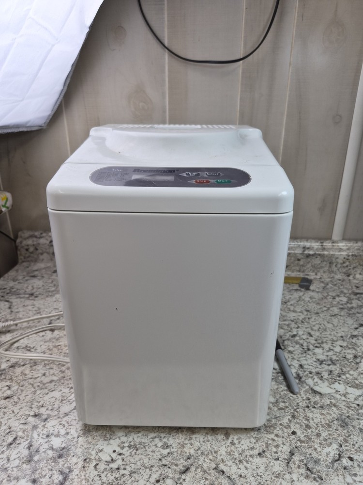 Breadman Automatic Bread Maker Machine White with Multiple Settings & Viewing