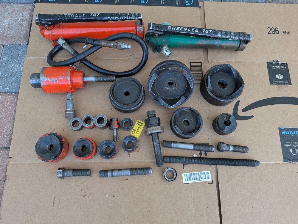 Greenlee 767 Knockout Set