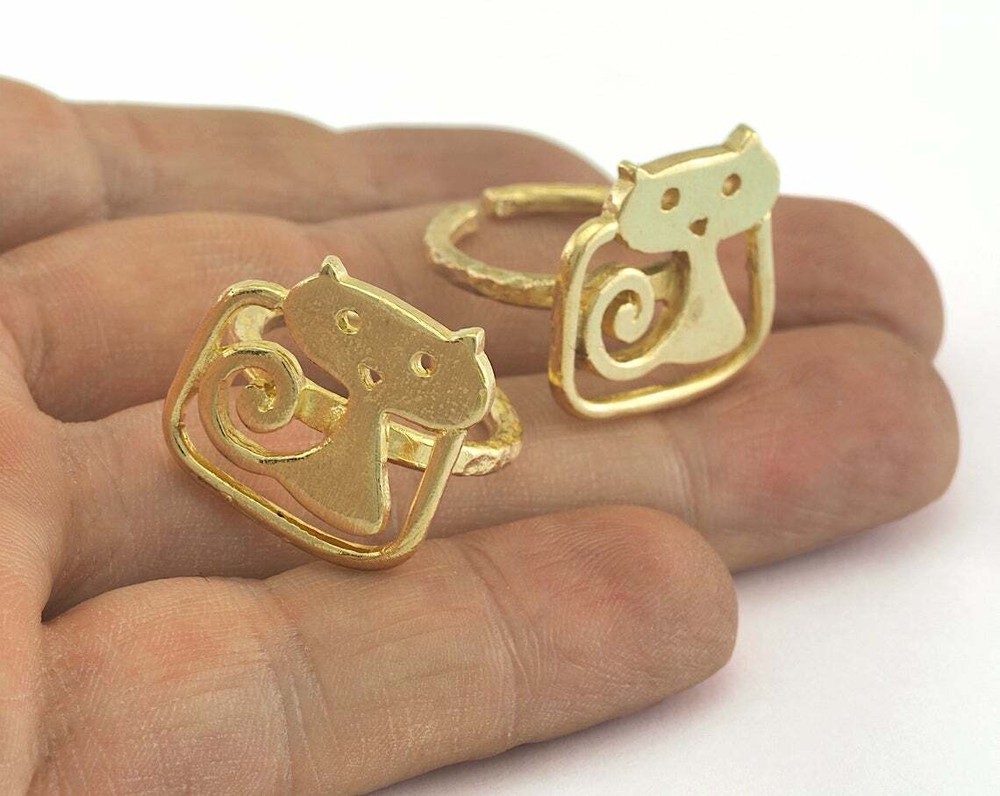 Cat Adjustable Ring Raw Brass (18mm 8US inner size - Adjustable ) OZ3023